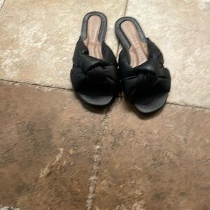 Cute black sandal